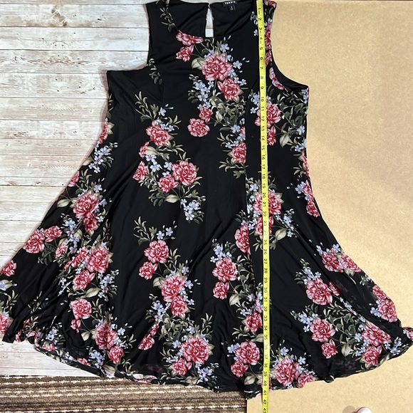 Torrid 2 Floral Mesh Lined Dress Stretch Plus 2X - Picture 10 of 11
